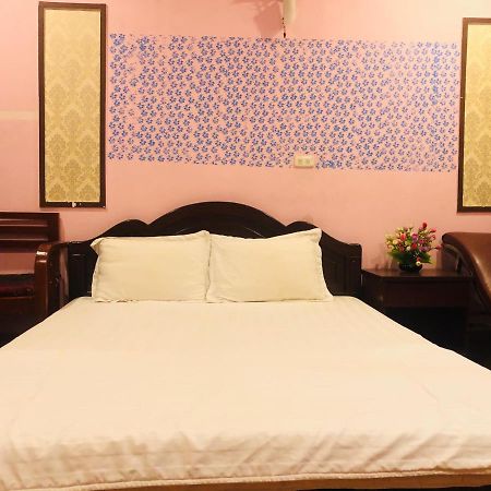 Oyo 1119 Sac Mau Motel Hanoi Esterno foto