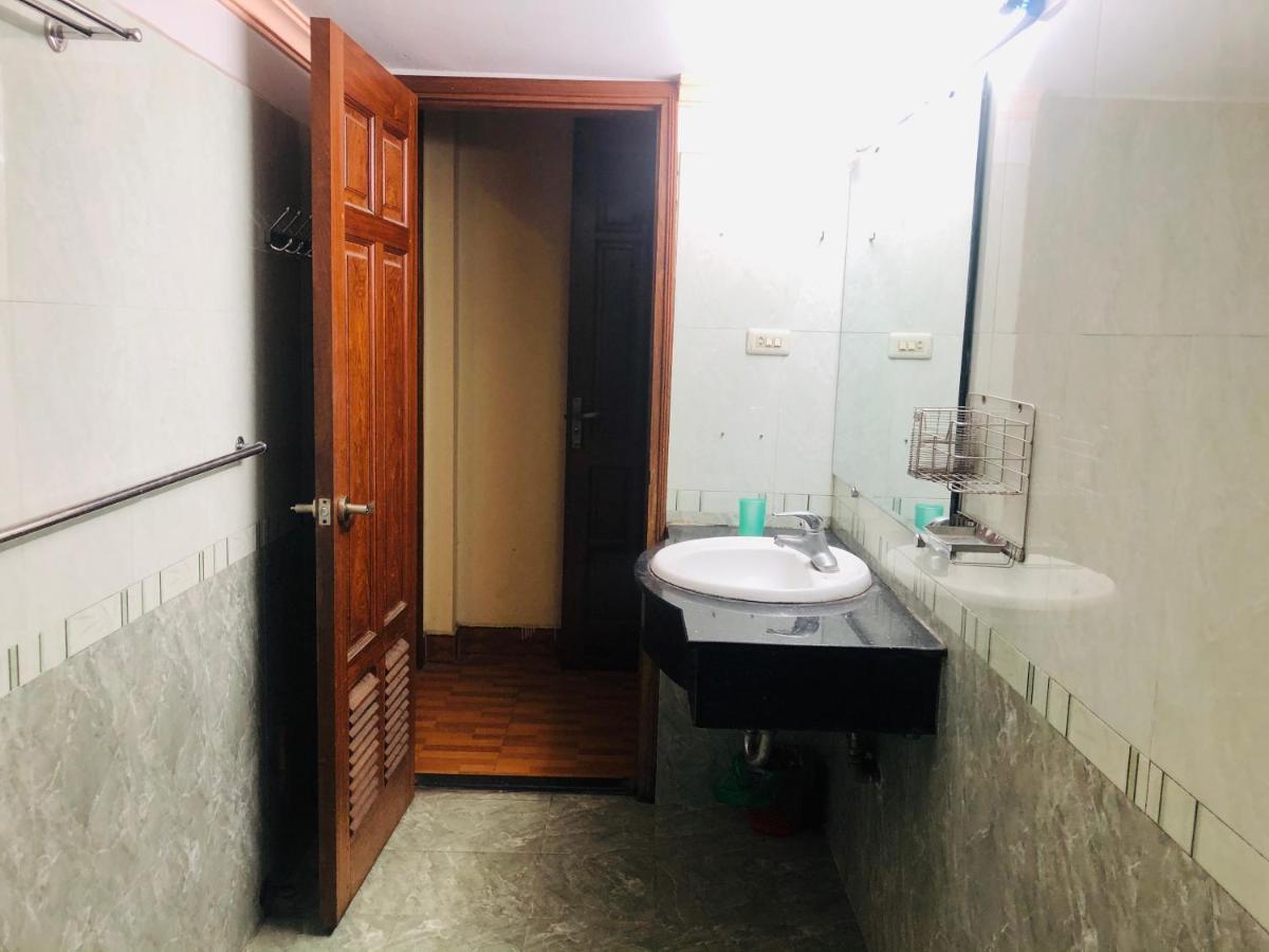 Oyo 1119 Sac Mau Motel Hanoi Esterno foto